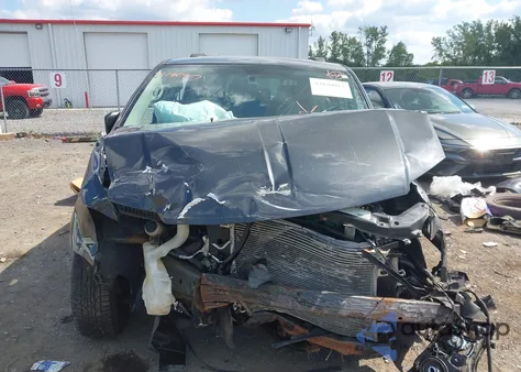 2011 Chrysler Town & Country Touring from USA, damaged, VIN 2A4RR5DG2BR697854